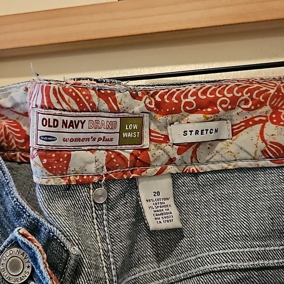 Old Navy Women's plus low waist Stretch jeans size 20 - Picture 7 of 7